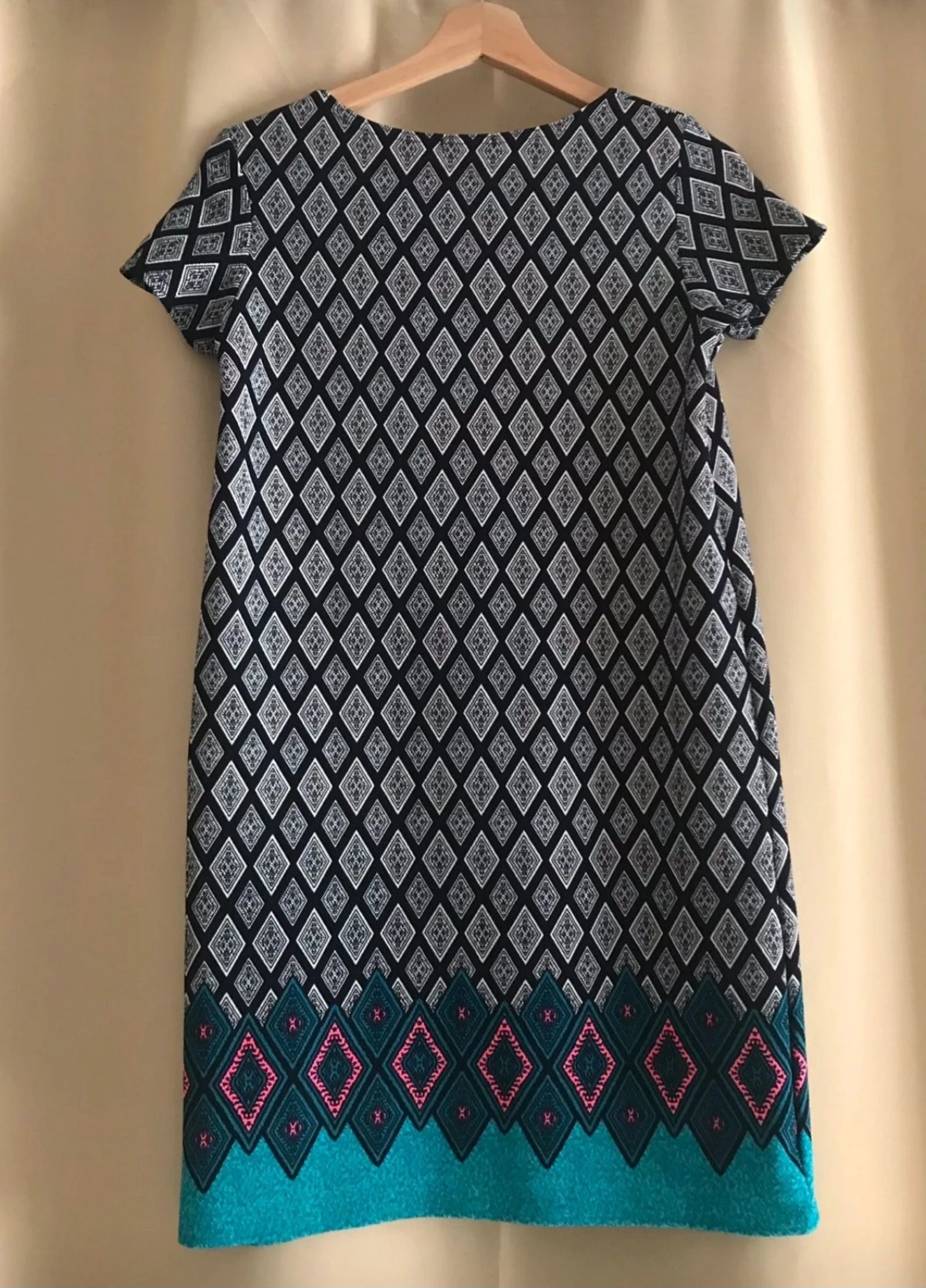 🌟Vestido de verano con estampados – Talla M- Nuevo🌟 – photo 4